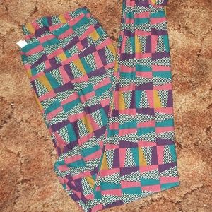 Tall and Curvy TC LulaRoe Leggings